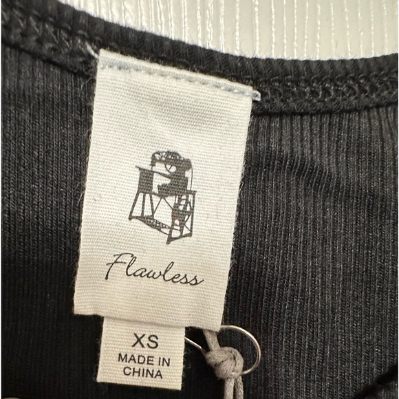 Contour Drawstring Knit Tank - Picture 8 of 11